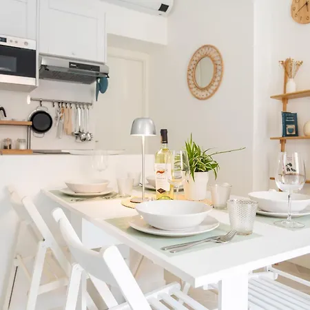 Cozy 1 Bdr - Downtown Navigli, Duomo Apartman